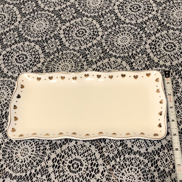 Elegance Trinket Serving Dish Tray with Gold Trim and Hearts NWOT - Picture 5 of 6